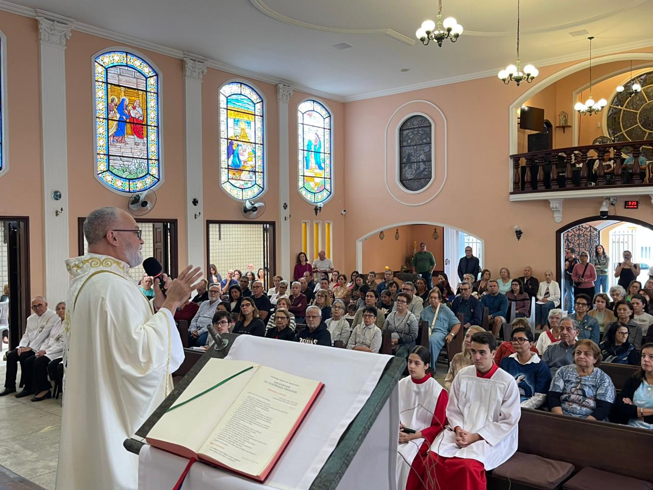 Missão com Padre Luís Erlin na Paróquia Imaculada Conceição - Rio de Janeiro Missão com Padre Luís Erlin na Paróquia Imaculada Conceição - Rio de Janeiro