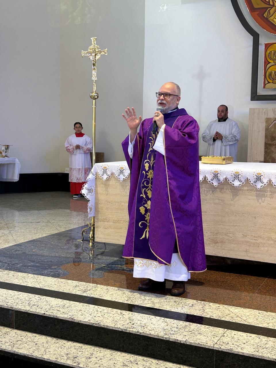 Santa Missa na Paróquia Nossa Senhora da Conceição Tatuapé- SP Santa Missa na Paróquia Nossa Senhora da Conceição Tatuapé- SP