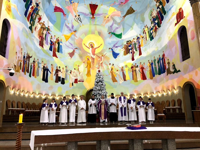 Catedral Nossa Senhora de Lourdes, em Apucarana (PR) Catedral Nossa Senhora de Lourdes, em Apucarana (PR)