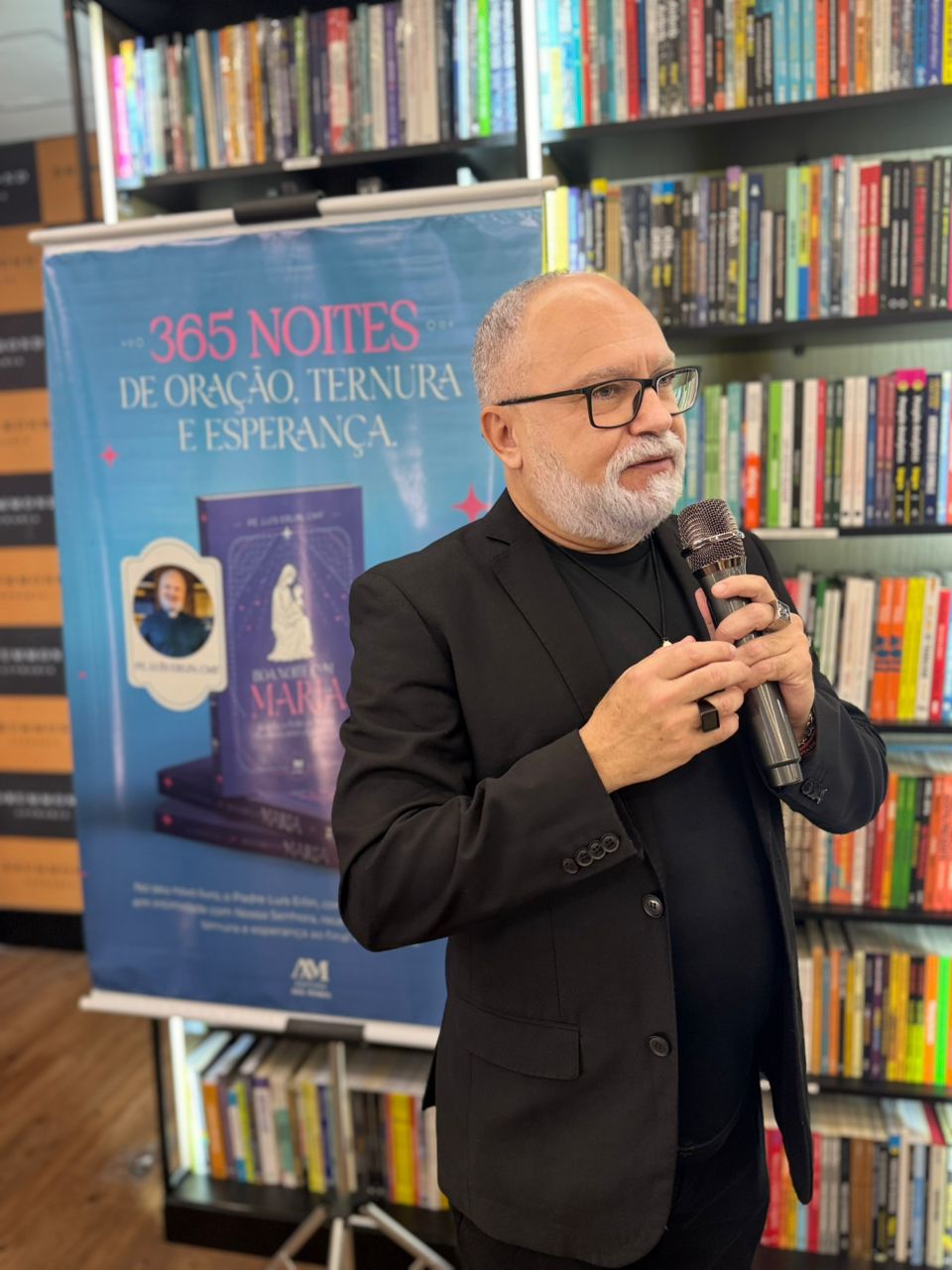 Lançamento Oficial Do Livro BOA NOITE COM MARIA Na Livraria Drummond- SP Lançamento Oficial Do Livro BOA NOITE COM MARIA Na Livraria Drummond- SP