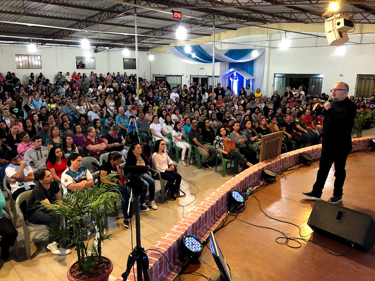 Santuário Nossa Senhora do Equilíbrio, em Curitiba (PR) Santuário Nossa Senhora do Equilíbrio, em Curitiba (PR)